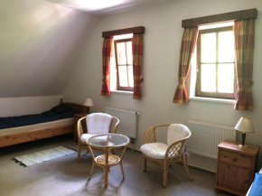 Malá Svatá Hora - penzion & restaurace, Mnisek Pod Brdy